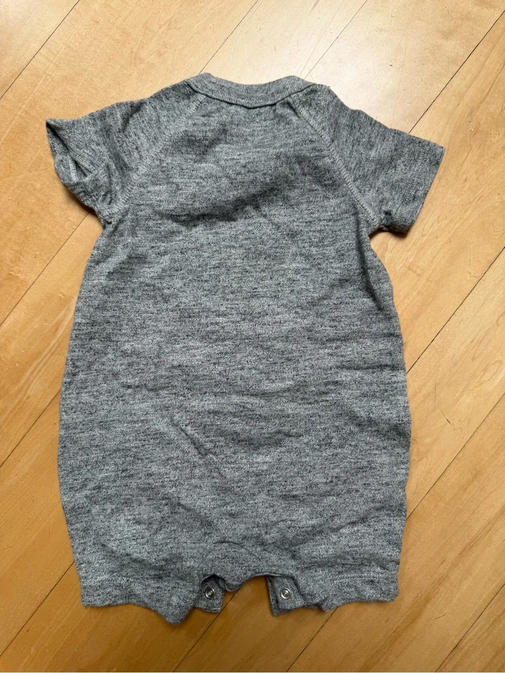 Baby GAP Grey Marled Short-Sleeve Romper - 6-12 Months